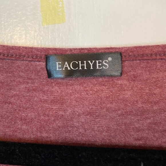 Eachyes red and Lace short sleeve top - Picture 3 of 8